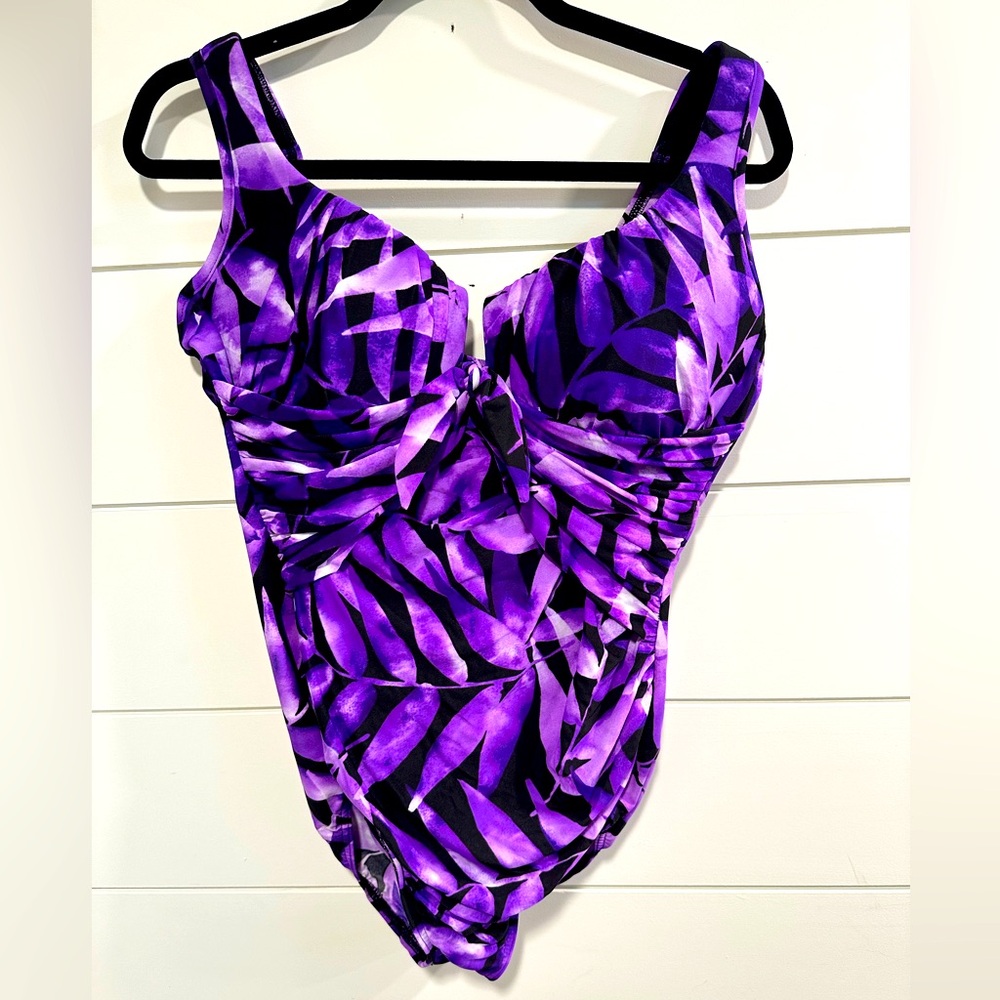 Plus-size purple swimsuit! One piece
